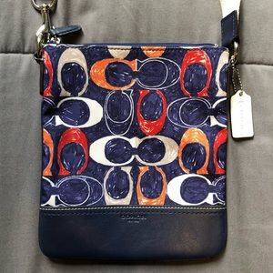 Beautiful Coach Blue Cross Body Purse